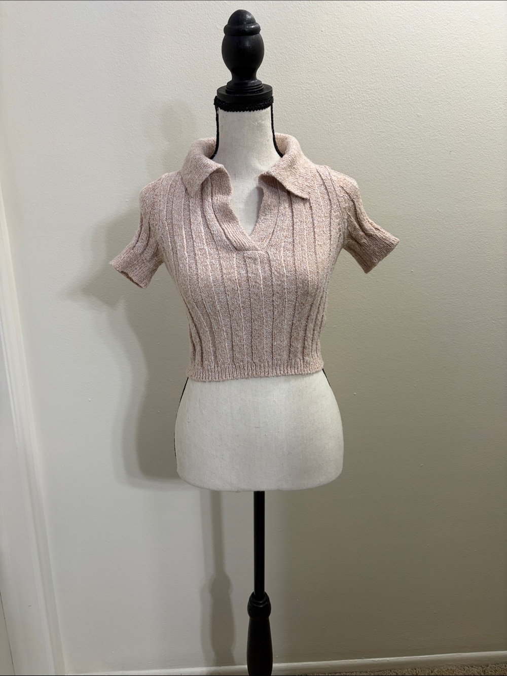 Forever 21 Blush Pink Ribbed Knit Polo Crop